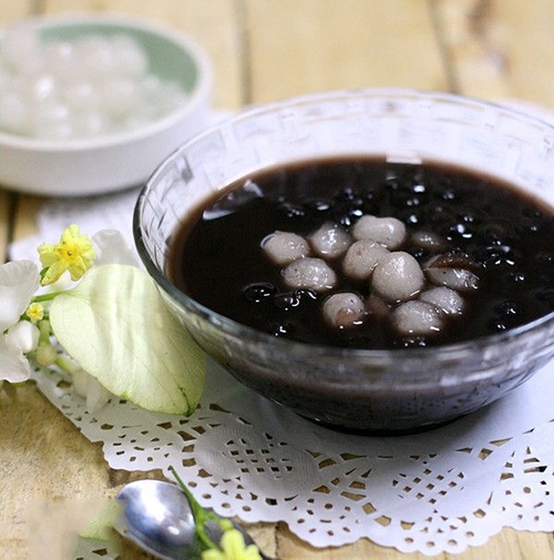 5 món chè thanh mát giúp bạn đổi món cho gia đình khi ở nhà tránh dịch Covid-19 5 mon che thanh mat giai nhiet va de lam tai nha trong mua dich covid