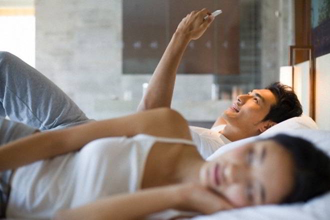 9 dấu hiệu tố người bạn đời bắt đầu ngoại tình tư tưởng 9 dau hieu to nguoi ban doi bat dau ngoai tinh tu tuong