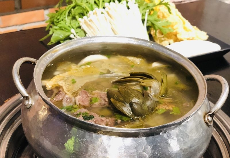 American Youtuber recommends three must-try dishes in Da Lat American Youtuber recommends three must-try dishes in Da Lat