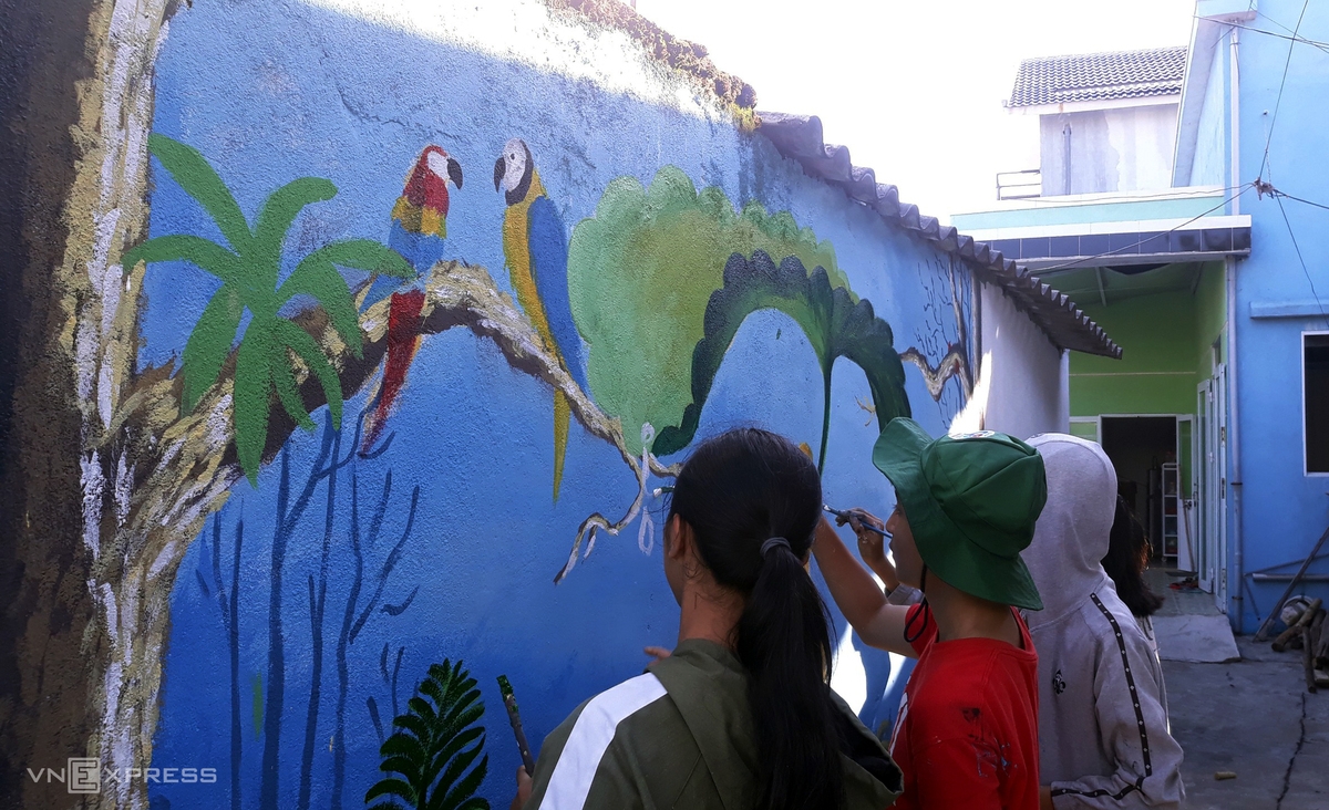 In Photos: Tam Thanh village painted with new colorful murals In Photos: Tam Thanh village painted with new colorful murals
