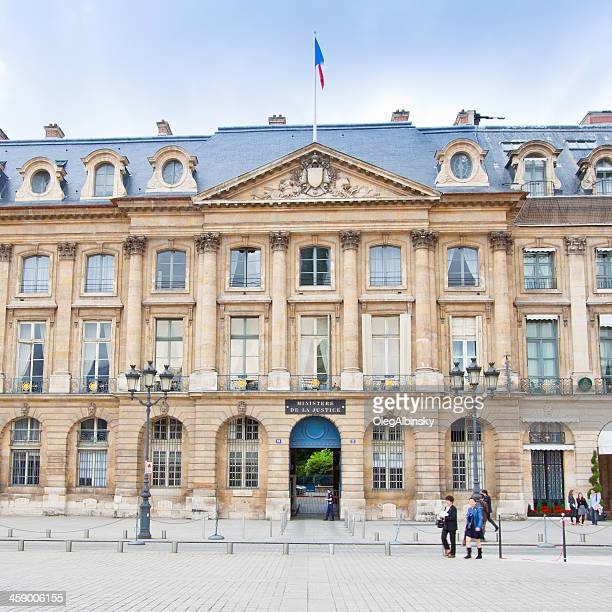 Persevering Vietnamese Woman Lands Job at French Ministry of Justice Persevering Vietnamese Woman Lands Job at French Ministry of Justice