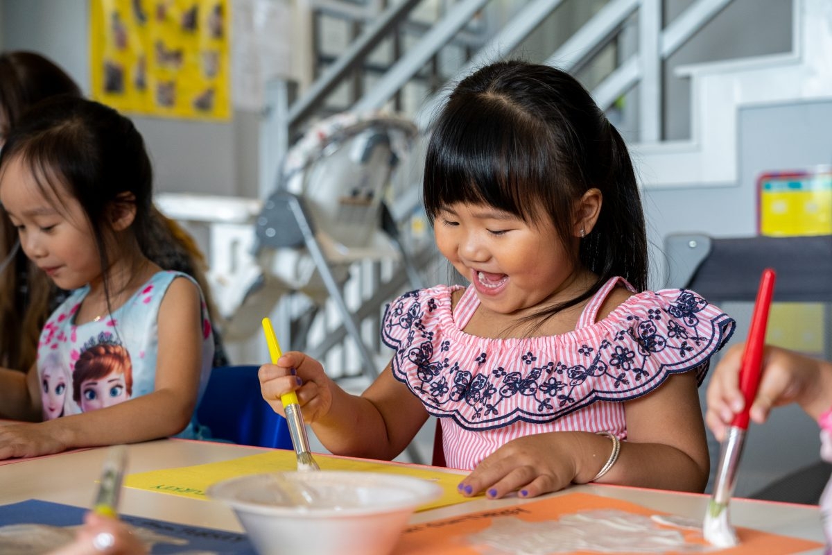 Preschoolers find out about spices in an artwork lesson. Photo Market Place Preschoolers find out about spices in an artwork lesson. Photo Market Place