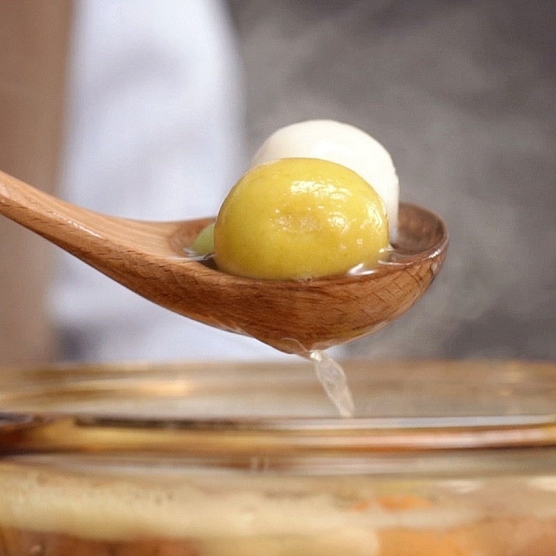 How To Make Colorful Floating Rice-Ball Pudding How To Make Colorful Floating Rice-Ball Pudding