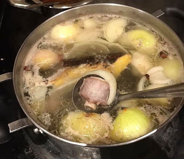 Tips to Cook Vietnamese Chicken Noodle Soup With Sweet Broth Tips to Cook Vietnamese Chicken Noodle Soup With Sweet Broth