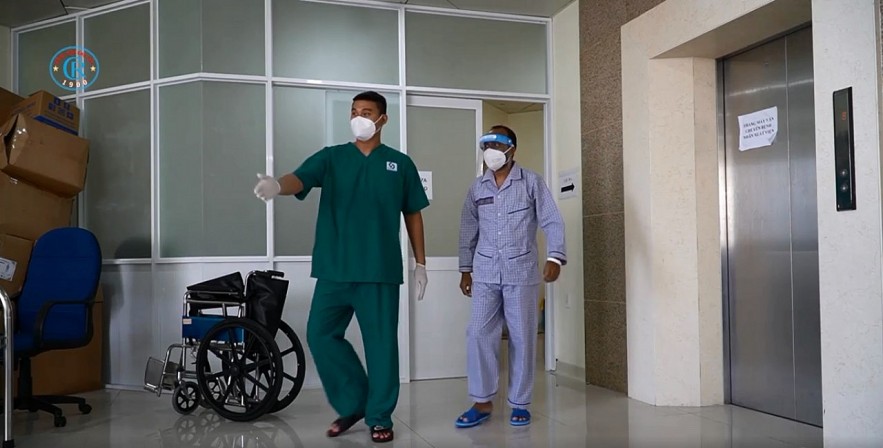 Foreigners Recovery from Covid Grateful For Doctors’ Help Foreigners Recovery from Covid Grateful For Doctors’ Help