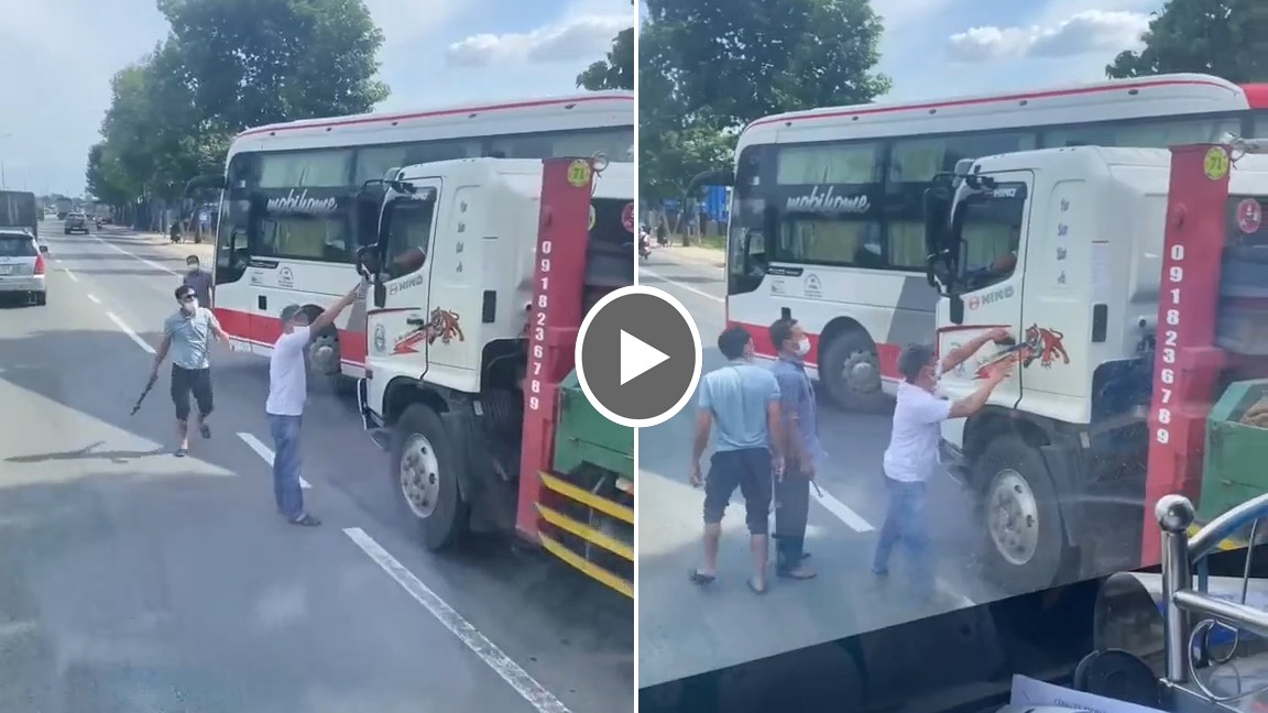 Tài xế và phụ xe khách vác điếu cày chặn 'đối thủ' trên đường để giải quyết mâu thuẫn Tài xế và phụ xe khách vác điếu cày chặn 'đối thủ' trên đường để giải quyết mâu thuẫn