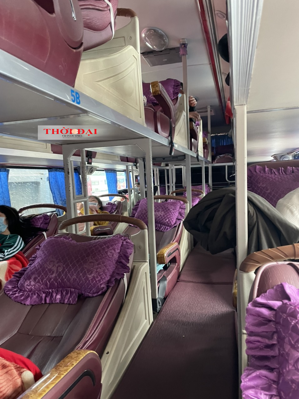 Từ ngày 8/3, Hà Nội bỏ giãn cách trên các phương tiện công cộng Từ ngày 8/3, Hà Nội bỏ giãn cách trên các phương tiện công cộng