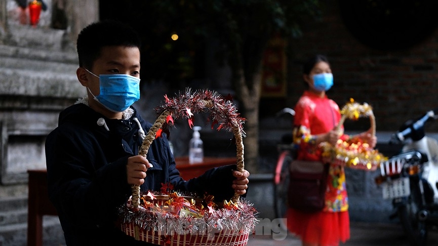 Khoảnh khắc Hà Nội yên bình sáng mùng 1 Tết Tân Sửu
