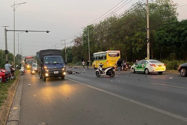 Trong 3 ngày Tết Nguyên đán, cả nước xảy ra 60 vụ tai nạn giao thông Trong 3 ngày Tết Nguyên đán, cả nước xảy ra 60 vụ tai nạn giao thông