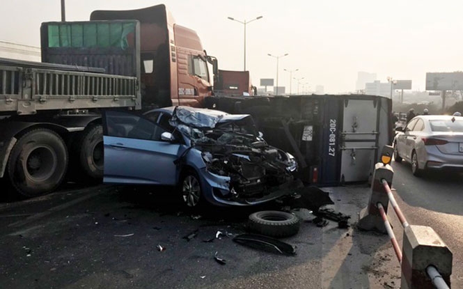 Từ 16/3, cầu Thanh Trì chỉ cho phép ô tô lưu thông tốc độ tối đa 60km/h Từ 16/3, cầu Thanh Trì chỉ cho phép ô tô lưu thông tốc độ tối đa 60km/h