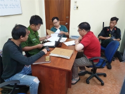 video dot kich song bac poker cua long rau giua pho sai gon