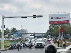 Vì sao sân bay Tân Sơn Nhất thắt chặt an ninh cấp độ 1?