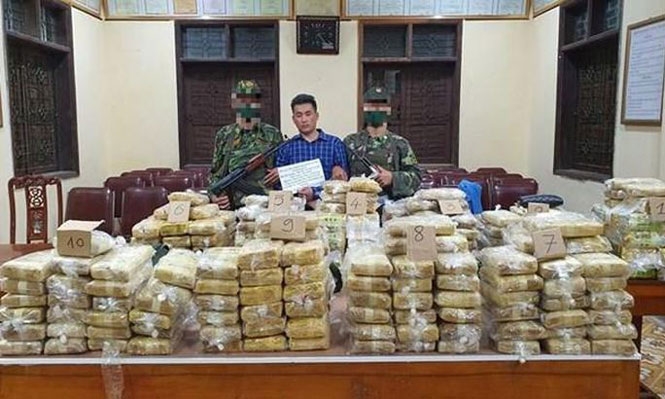Triệt phá đường dây ma tuý xuyên quốc gia, thu giữ gần 350kg ma tuý Triệt phá đường dây ma tuý xuyên quốc gia, thu giữ gần 350kg ma tuý