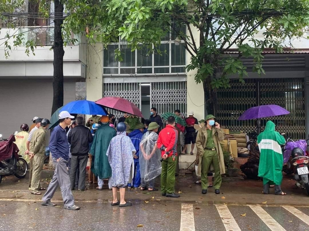 Điều tra nguyên nhân tử vong của đôi vợ chồng trong căn nhà khoá trái cửa Điều tra nguyên nhân tử vong của đôi vợ chồng trong căn nhà khoá trái cửa
