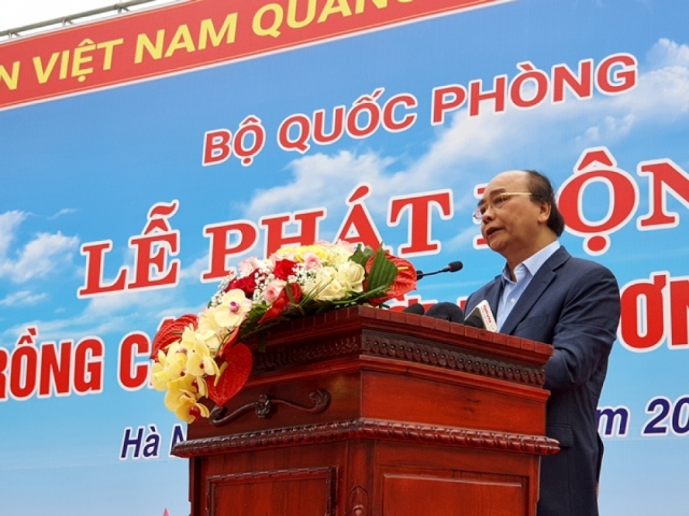 Chủ tịch nước Nguyễn Xuân Phúc dự lễ phát động trồng cây tại di tích K9-Đá Chông Chủ tịch nước Nguyễn Xuân Phúc dự lễ phát động trồng cây tại di tích K9-Đá Chông