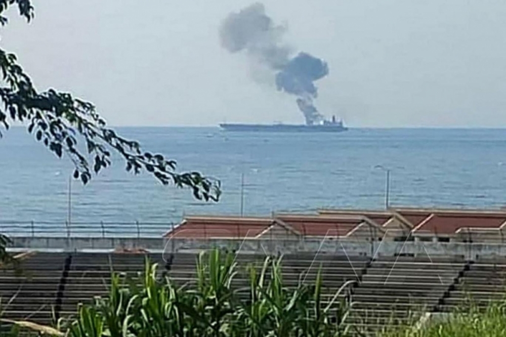 Một tàu chở dầu bị tấn công ở vùng biển ngoài khơi Syria