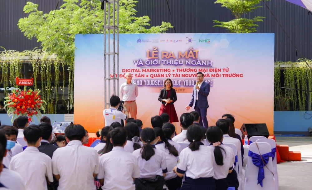 Trường ĐH Hoa Sen ra mắt và giới thiệu 4 ngành học mới Trường ĐH Hoa Sen ra mắt và giới thiệu 4 ngành học mới