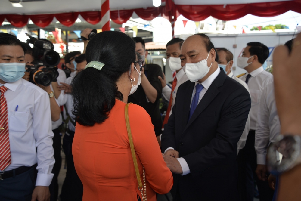 Chùm ảnh: Lãnh đạo Đảng, Nhà nước đi bầu cử, thực hiện quyền, nghĩa vụ công dân Chùm ảnh: Lãnh đạo Đảng, Nhà nước đi bầu cử, thực hiện quyền, nghĩa vụ công dân