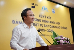 uy ban atgt quoc gia de nghi xu ly nghiem phuot thu di xuyen viet voi thoi gian hon 19 gio