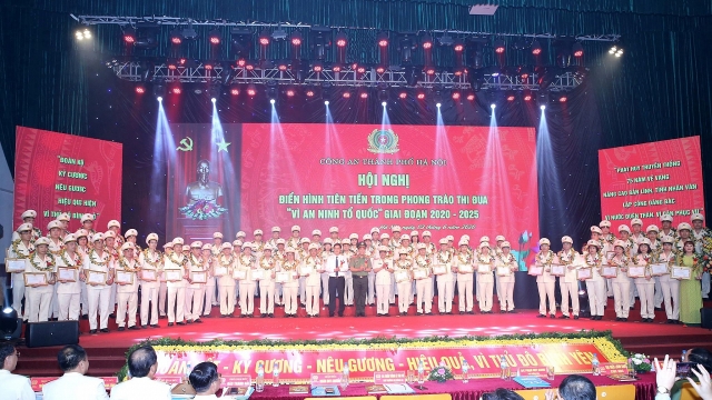 Công an Hà Nội phát động phong trào thi đua “Vì an ninh Tổ quốc” cong an thanh pho ha noi phat dong phong trao thi dua vi an ninh to quoc giai doan 2020 2025