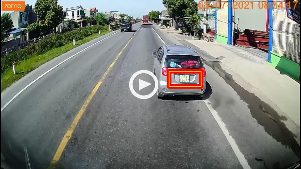 Ô tô con cố tình Ô tô con cố tình