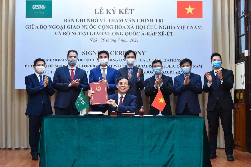 Bộ Ngoại giao Việt Nam - Saudi Arabia ký Bản ghi nhớ về tham vấn chính trị Bộ Ngoại giao Việt Nam - Saudi Arabia ký Bản ghi nhớ về tham vấn chính trị