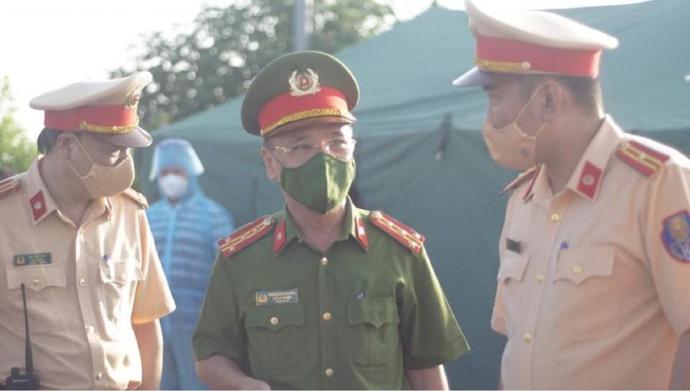 Sáng đầu tiên tại chốt kiểm soát phòng chống dịch tại cửa ngõ Thủ đô