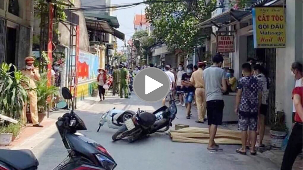 Thanh niên phóng nhanh trong ngõ gây tai nạn thương tâm Thanh niên phóng nhanh trong ngõ gây tai nạn thương tâm