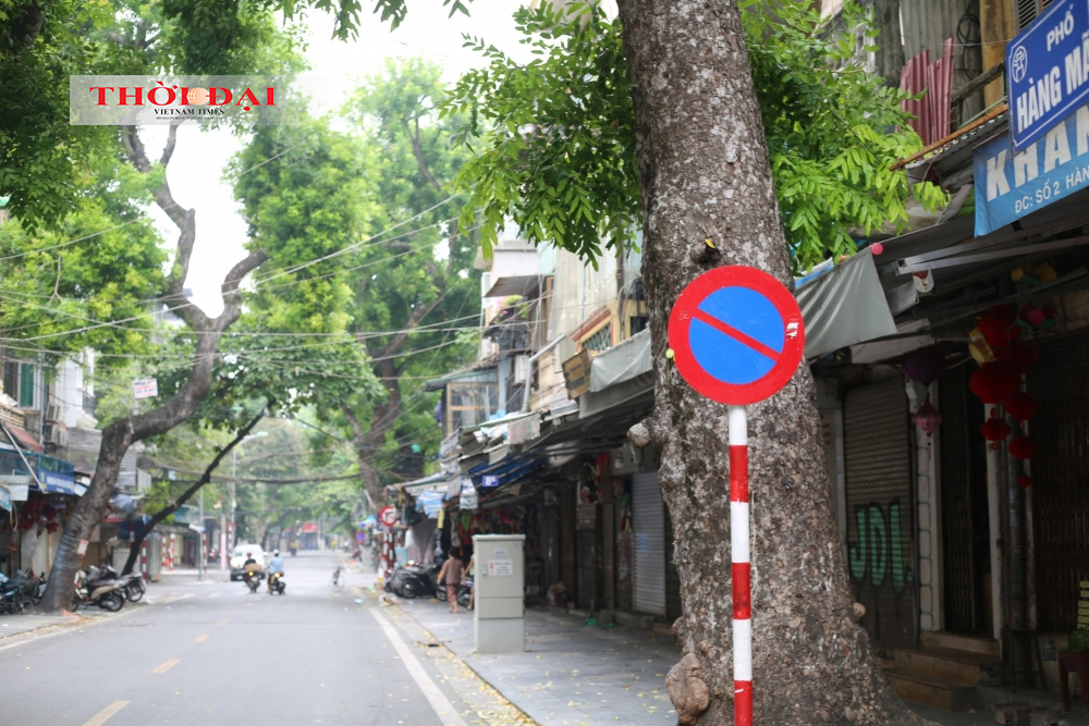 Cúng rằm tháng 7: Vàng mã được giao bán online Cúng rằm tháng 7: Vàng mã được giao bán online