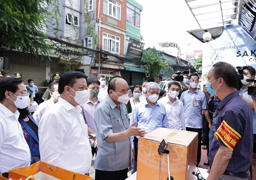Chủ tịch nước: Không để quá tải bệnh viện, không để bệnh nặng tăng nhanh Chủ tịch nước: Không để quá tải bệnh viện, không để bệnh nặng tăng nhanh