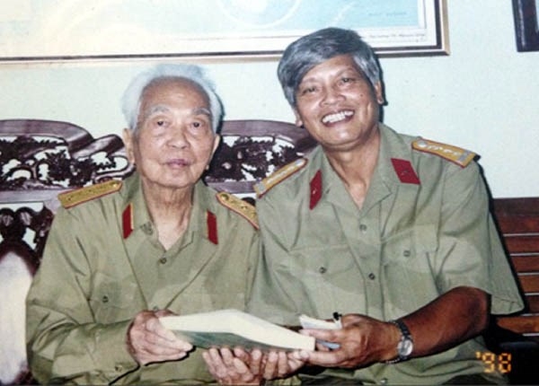 “Mười chín tháng Tám” và những ca khúc cách mạng được viết 'thần tốc' “Mười chín tháng Tám” và những ca khúc cách mạng được viết 'thần tốc'