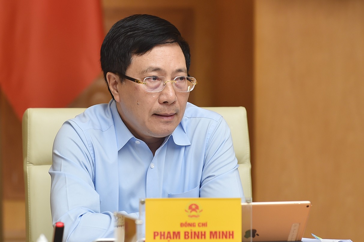 Thủ tướng phê bình nghiêm khắc những nơi chậm trễ, đốc thúc giải ngân khoản vốn 250 nghìn tỷ đồng Thủ tướng phê bình nghiêm khắc những nơi chậm trễ, đốc thúc giải ngân khoản vốn 250 nghìn tỷ đồng