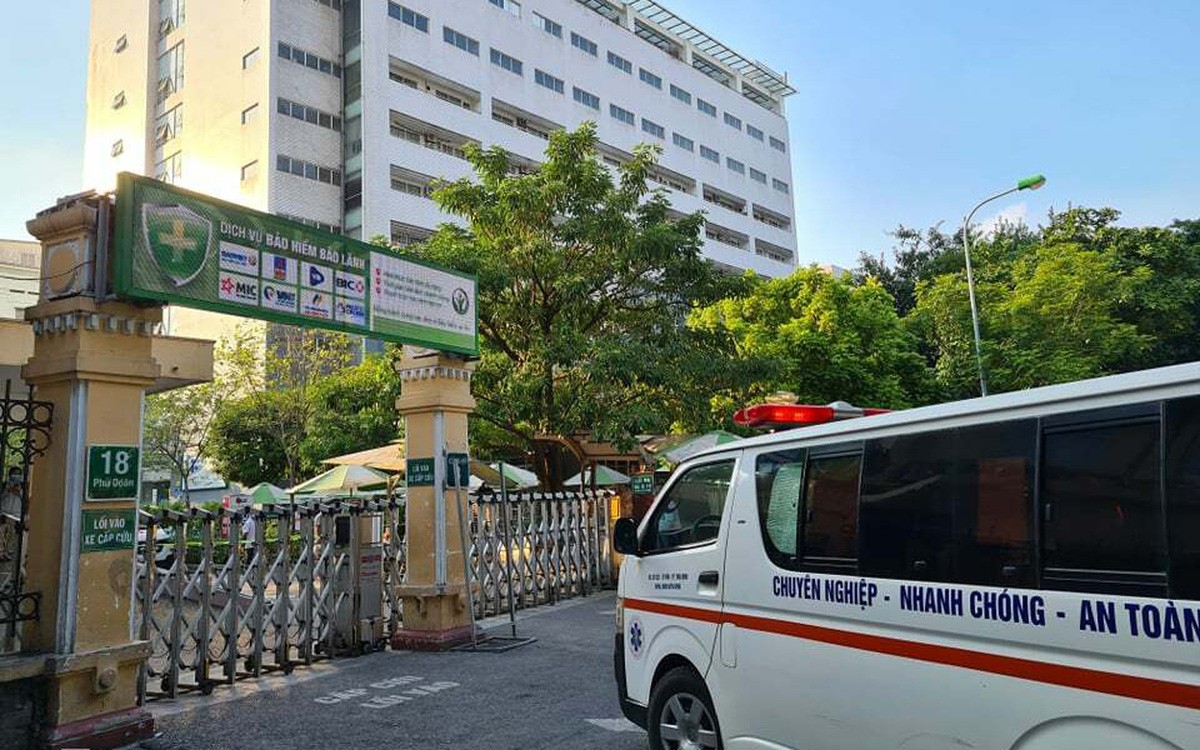 Bộ Y tế: Nhanh chóng phân vùng xanh - đỏ tại Bệnh viện Việt Đức Bộ Y tế: Nhanh chóng phân vùng xanh - đỏ tại Bệnh viện Việt Đức