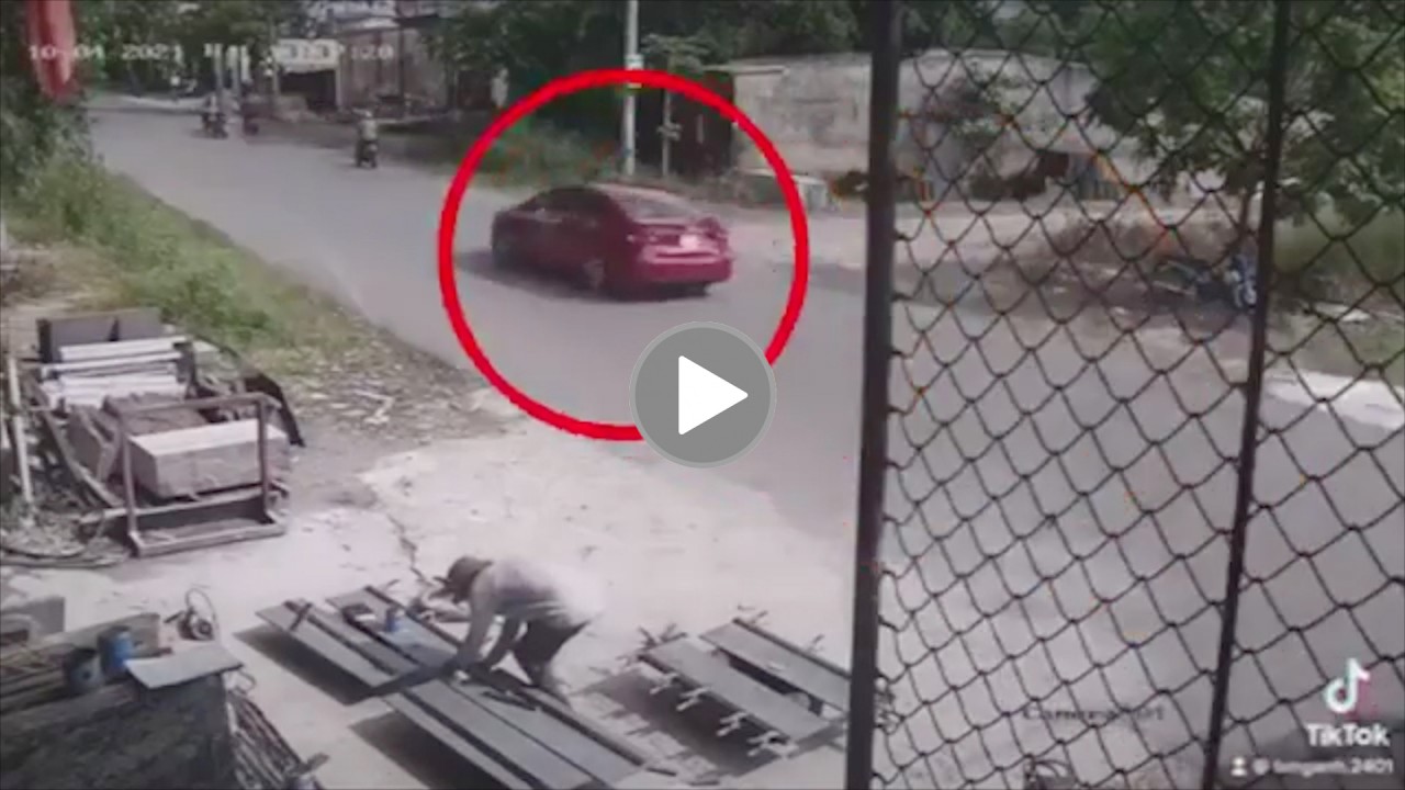 Thêm 1 góc máy khác vụ tai nạn thảm khốc khiến 3 người tử vong Thêm 1 góc máy khác vụ tai nạn thảm khốc khiến 3 người tử vong