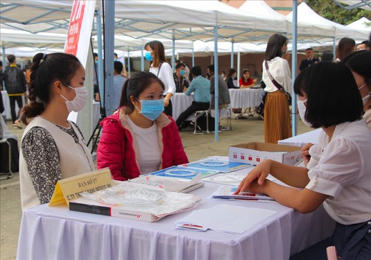 Giải pháp để khắc phục tình trạng thiếu hụt lao động Giải pháp để khắc phục tình trạng thiếu hụt lao động