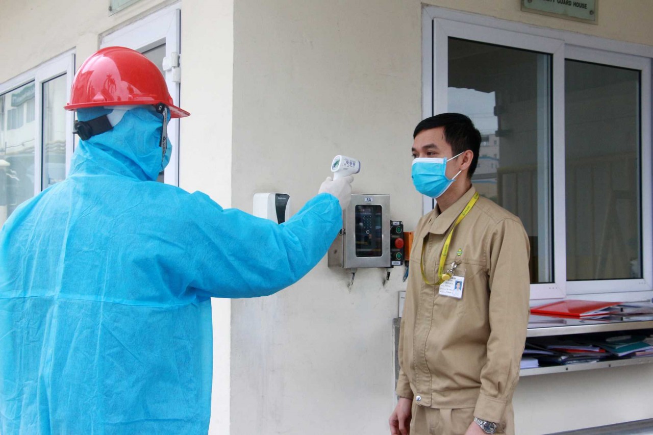 Tính đến sáng 26/10, còn 3.135 bệnh nhân COVID-19 nặng Tính đến sáng 26/10, còn 3.135 bệnh nhân COVID-19 nặng