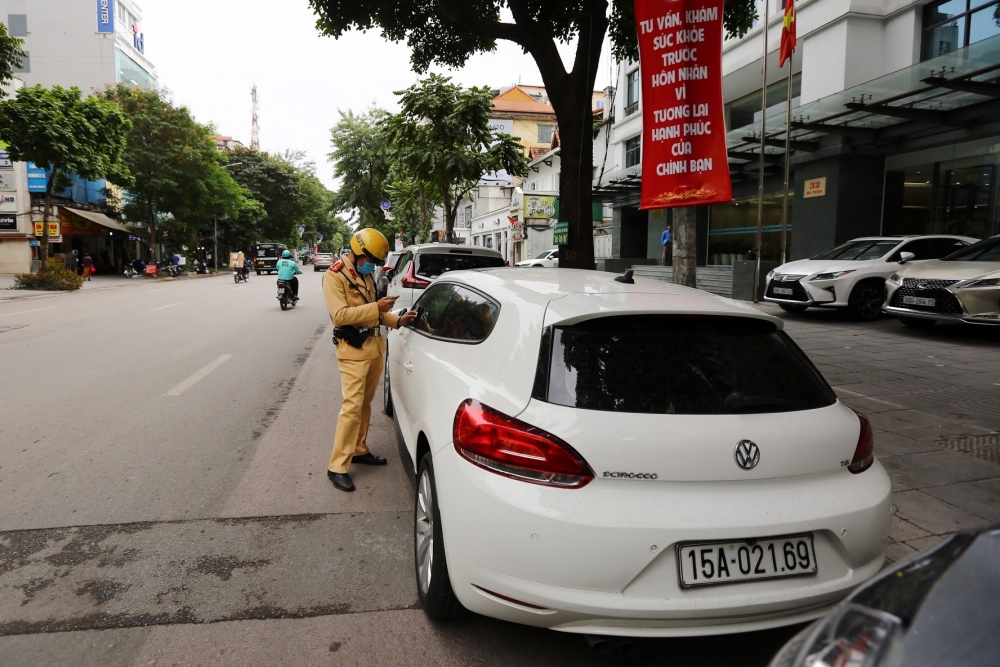 Hướng dẫn chủ xe ô tô nộp phạt nguội tại Hà Nội Hướng dẫn chủ xe ô tô nộp phạt nguội tại Hà Nội