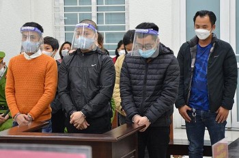 Nhóm đối tượng giết người chỉ vì va chạm giao thông 