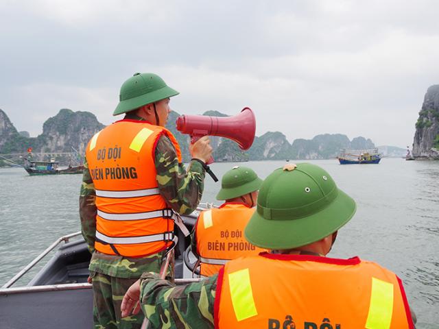 TIN BÃO KHẨN CẤP VÀ CÁC CHỈ ĐẠO ỨNG PHÓ TIN BÃO KHẨN CẤP VÀ CÁC CHỈ ĐẠO ỨNG PHÓ