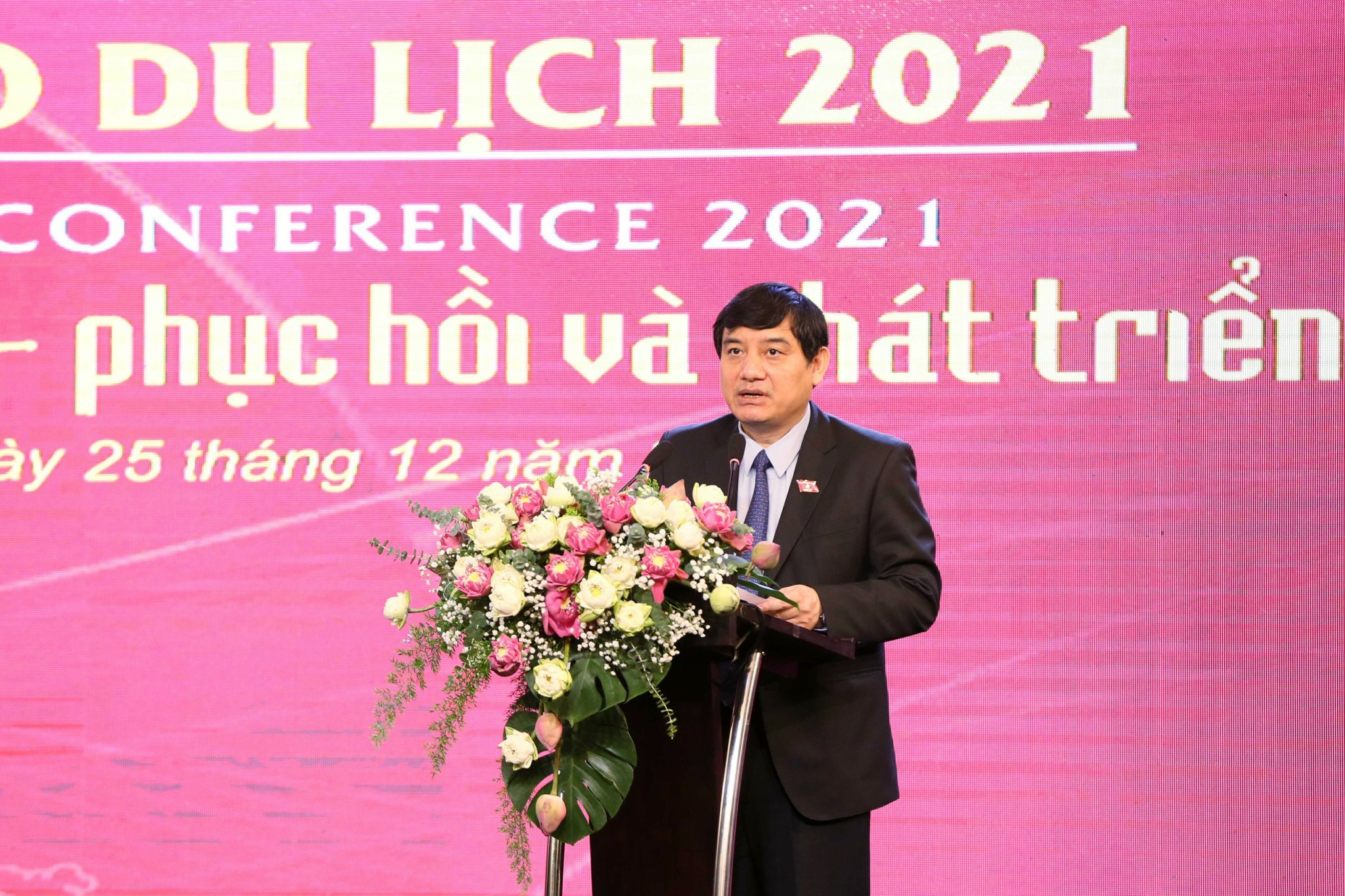 Du lịch đang phải đối mặt với những khó khăn chưa từng có