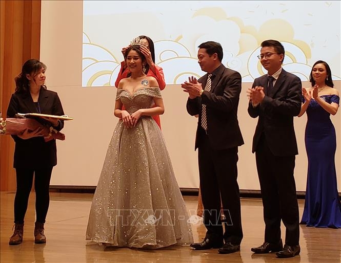 Nữ sinh Việt đăng quang khoa khôi "Duyên dáng VYSA" tại Nhật Bản nu sinh viet dang quang khoa khoi duyen dang vysa tai nhat ban