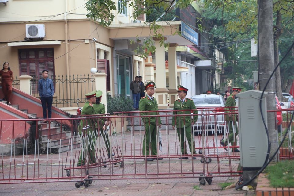 Hoãn phiên tòa vụ container đâm Innova đi lùi trên cao tốc Thái Nguyên hoan phien toa vu container dam innova di lui tren cao toc thai nguyen