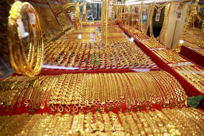 Giá vàng hôm nay 1/2: Đồng loạt tăng giá sát ngày Vía Thần Tài gia vang hom nay 12 dong loat tang gia sat ngay via than tai