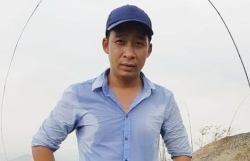 truy tim tung tich 2 chiec xe may tuan khi cuop tren duong tau thoat