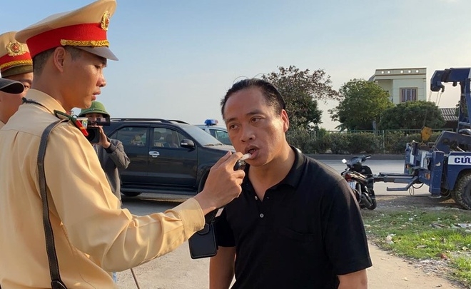 nghi dinh 100 co hieu luc xu ly gan 20000 tai xe vi pham nong do con