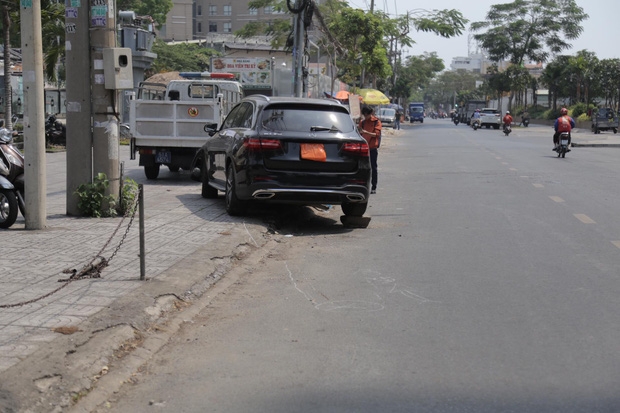 Thực nghiệm hiện trường xe Mercedes tông trọng thương nữ tiếp viên hàng không thuc nghiem hien truong xe mercedes tong trong thuong nu tiep vien hang khong