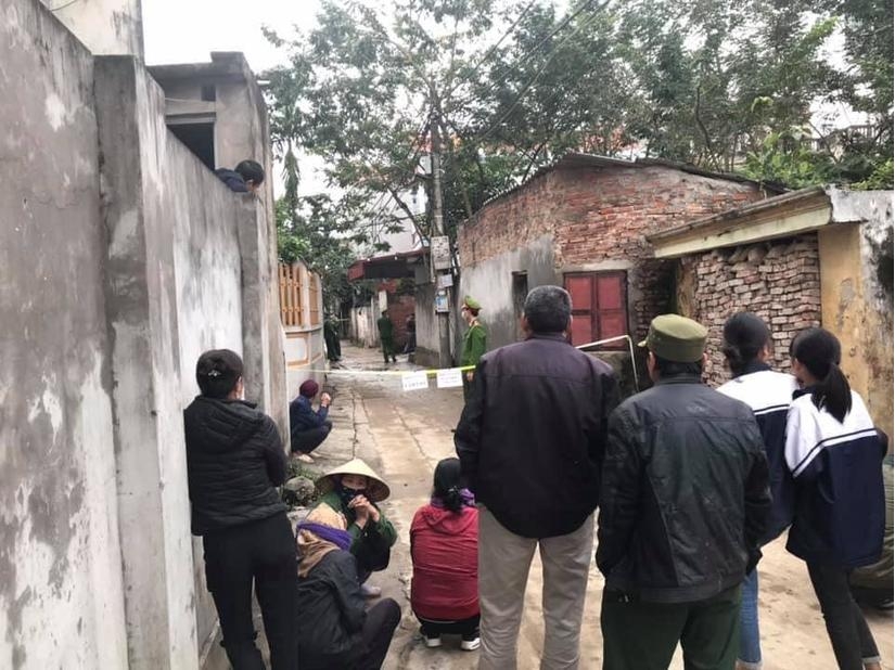 Can ngăn 2 con trai đánh nhau, bố mẹ bị chém thương vong can ngan 2 con trai danh nhau bo me bi chem thuong vong
