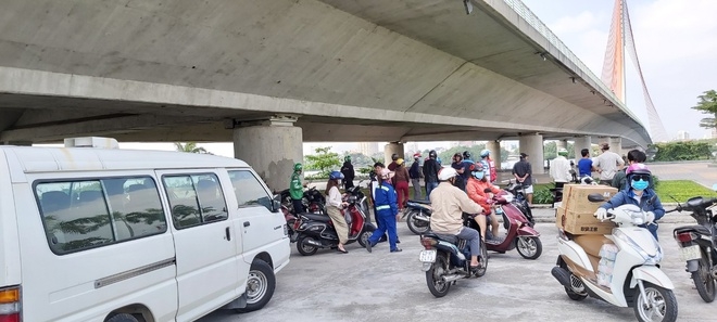 Phát hiện vali chứa thi thể bị chặt thành nhiều khúc trôi trên sông Hàn phat hien vali chua thi the bi chat thanh nhieu khuc troi tren song han