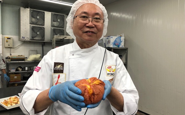 Bánh mì làm từ thanh long chỉ 6.000 đồng giải cứu nông sản giữa mùa dịch virus corona banh mi lam tu thanh long chi 6000 dong giai cuu nong san giua mua dich virus corona