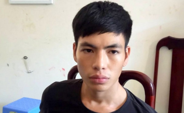 Vừa ra tù lại đi cướp, đòi cưỡng hiếp luôn nữ chủ nhà vua ra tu lai di cuop doi cuong hiep luon nu chu nha